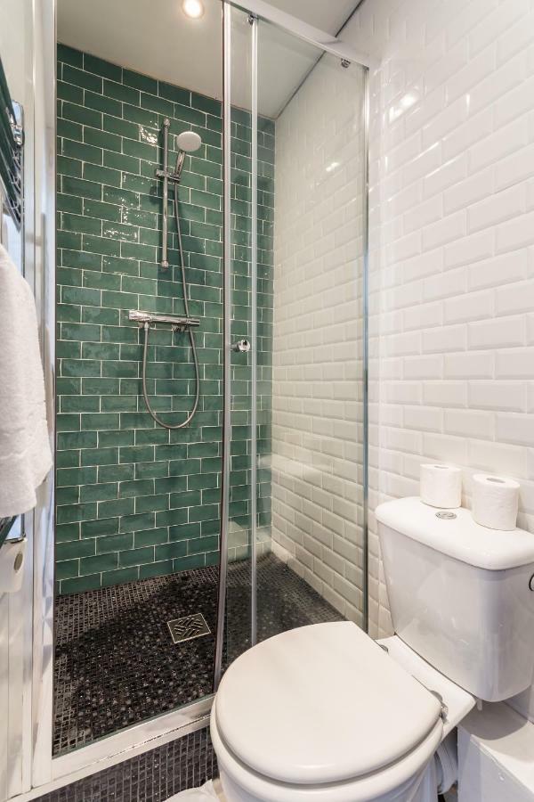 Cmg Saint-Antoine Bastille 6 Párizs Kültér fotó